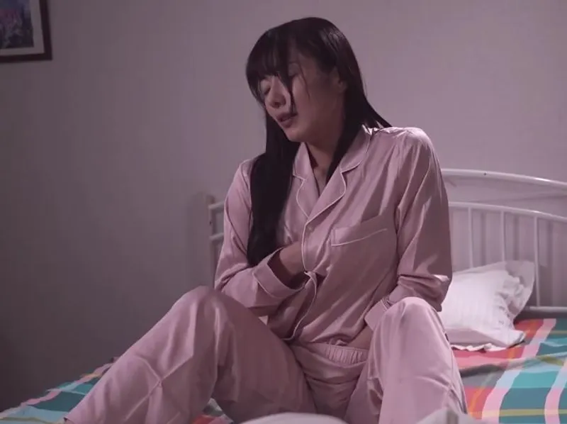 Móc lồn hàng đêm vì ông chồng bỏ bê, bà xã quyết định tìm đến ứng dụng hèn hò